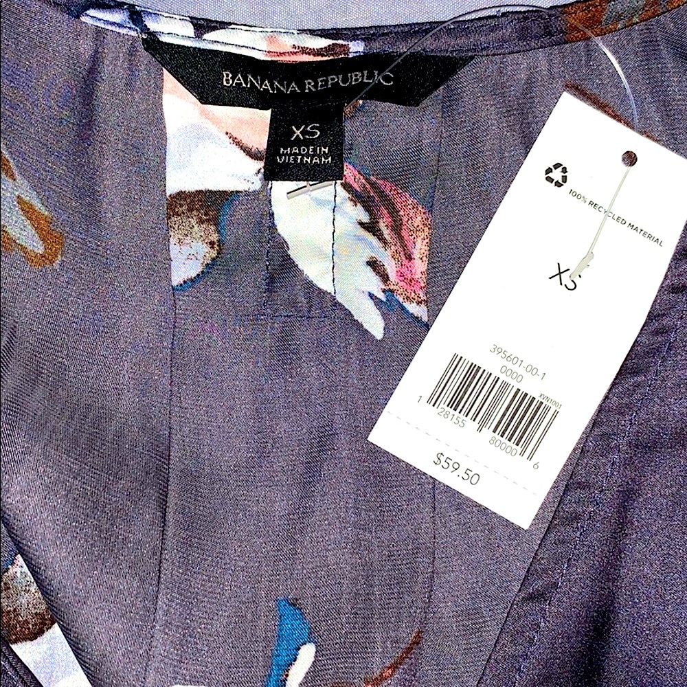 XS Banana Republic blouses Bundle (2)